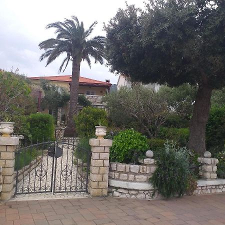 Apartments Picolo Paradiso Miljenko Debelic Barbat na Rabu Экстерьер фото