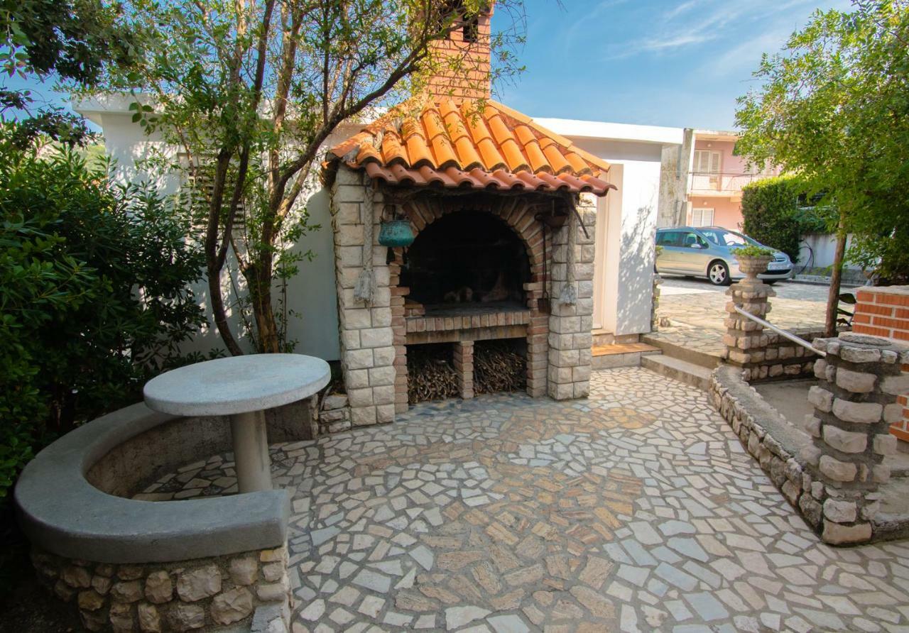 Apartments Picolo Paradiso Miljenko Debelic Barbat na Rabu Экстерьер фото